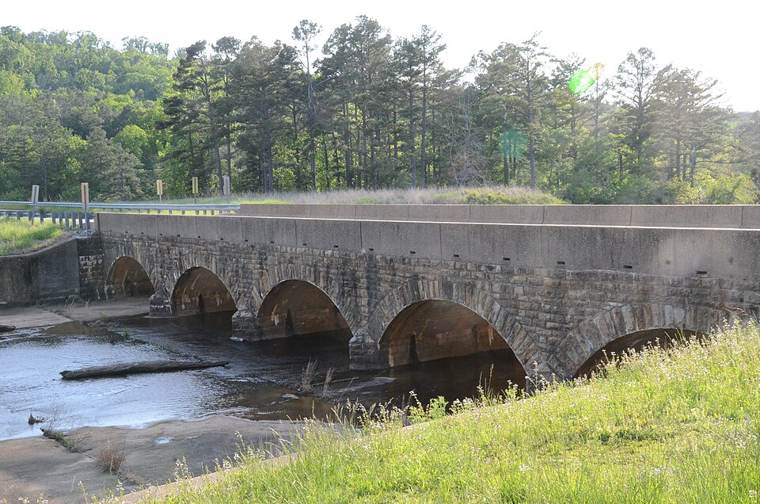 Photograph of Cove Lake Spillway Dam/Bridge