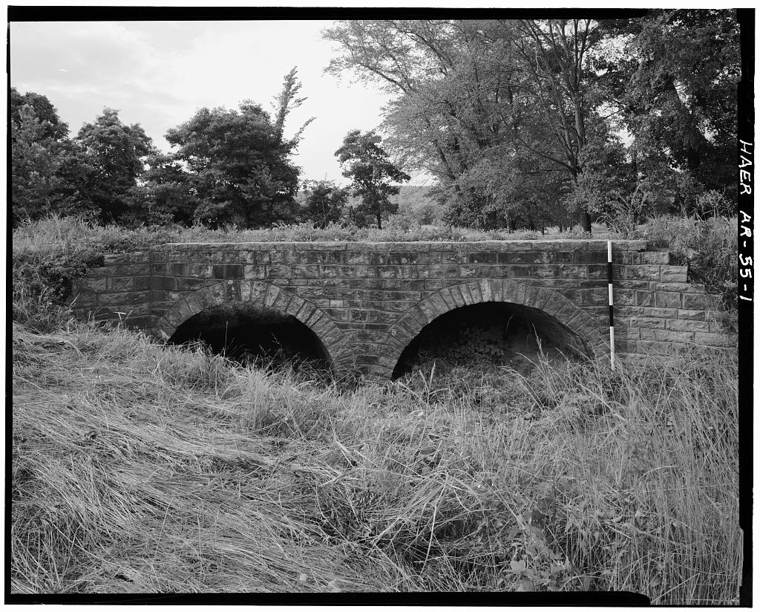 Milltown Bridge, Spanning Vache Grasse Creek tributary at County Road No.77, Milltown, Sebastian County, AR