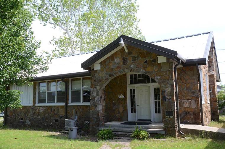 Photograph of Guy Home Economics Building