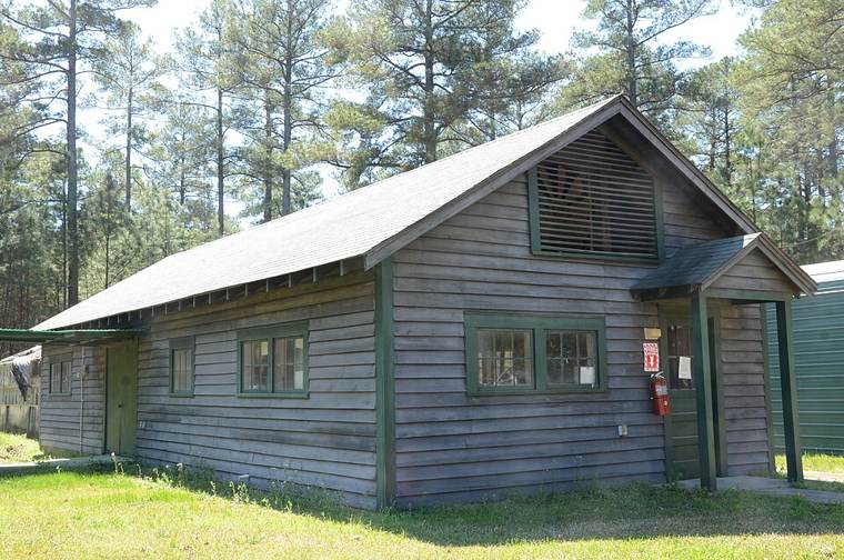 Photograph of Crossett Experimental Forest Building No. 6