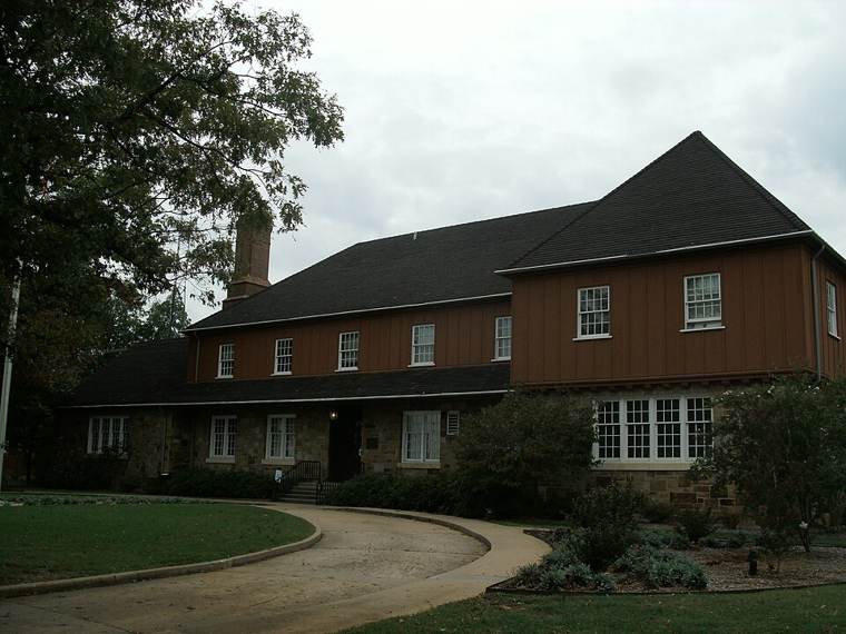 Photograph of Henry R. Koen Forest Service Building